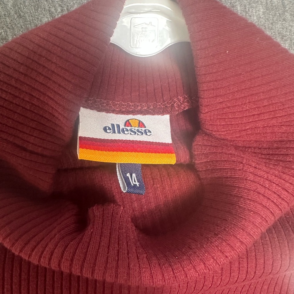 Ellesse Red Ribbed Logo Sweaterdress - Picture 5 of 7